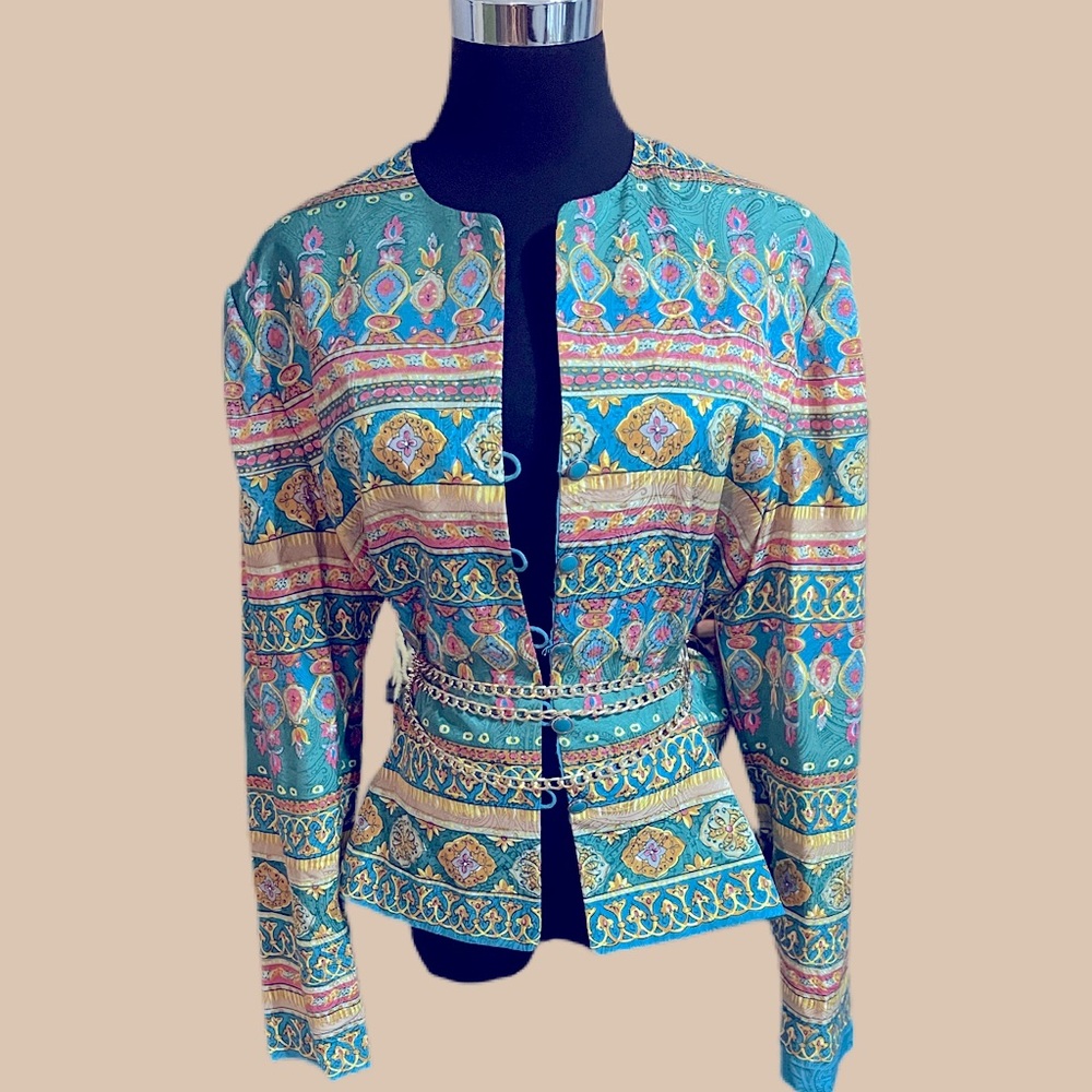 Size large multil colored blazer/baby doll sleeves